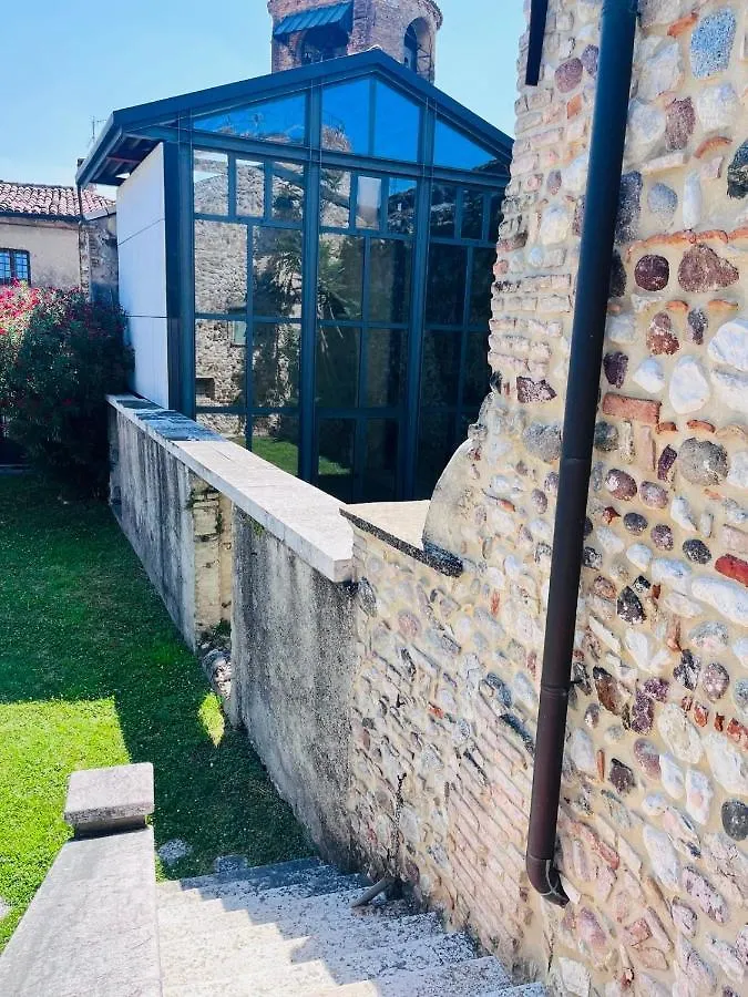 Thomas' Castle Apartment Pozzolengo Italy